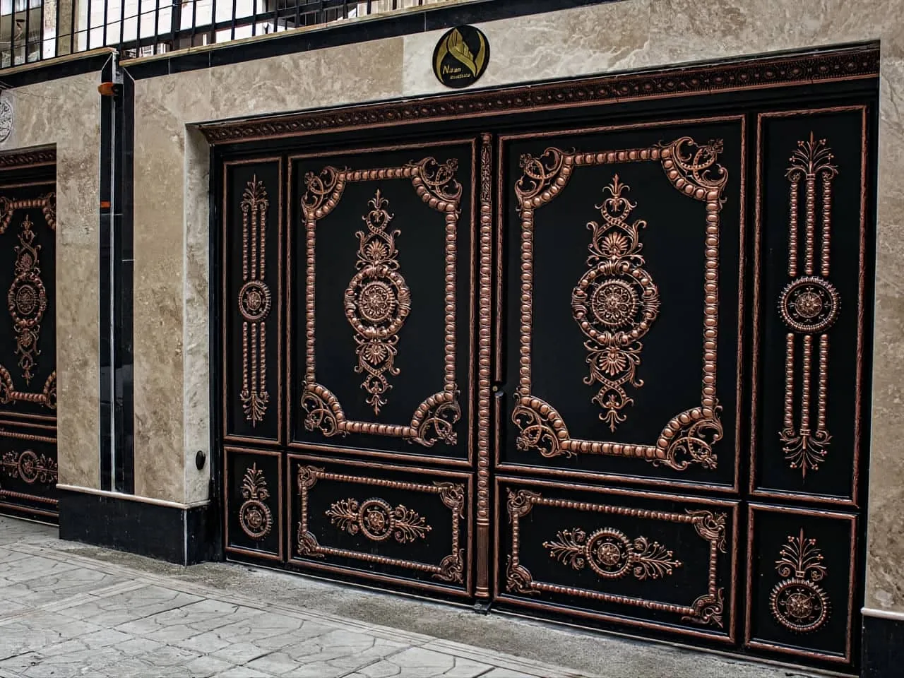 تفاوت درب ماشین رو و نفررو