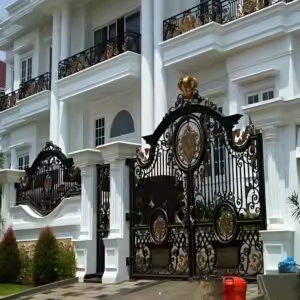 درب حیاط آهنی جدید و ارزان ساده