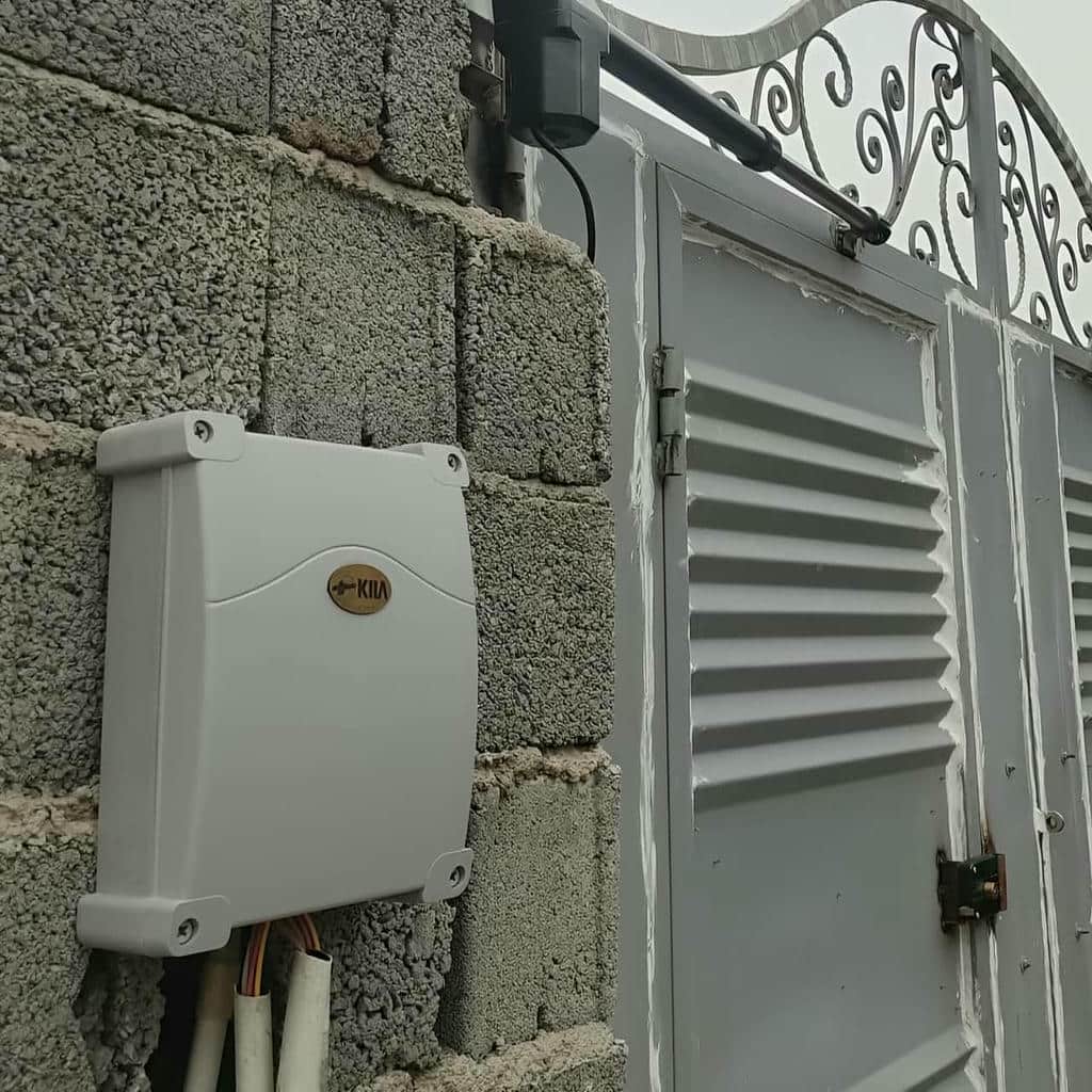 نصب جک درب پارکینگ ویلایی در فشم