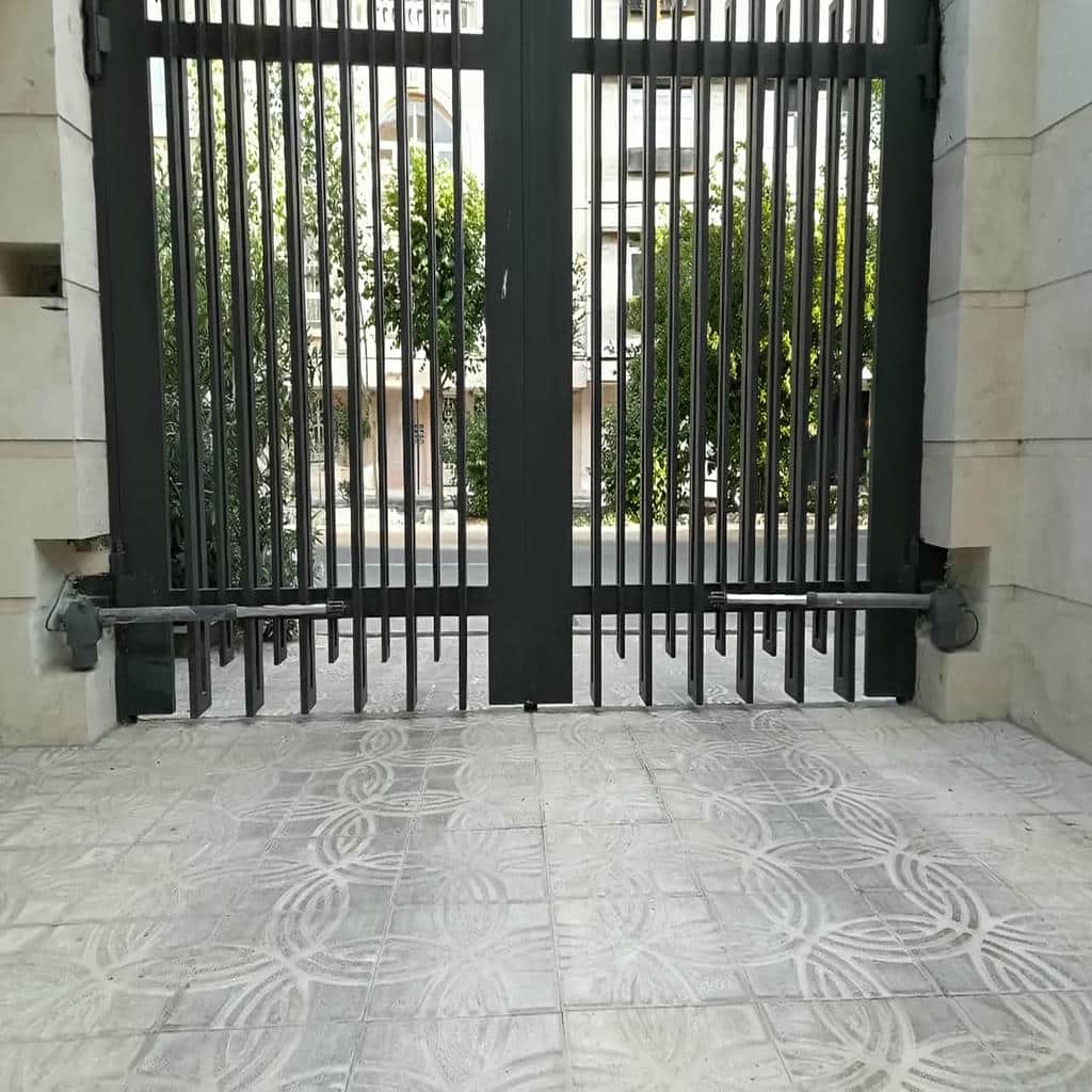 نصب جک درب پارکینگ رگلاژ در چالوس