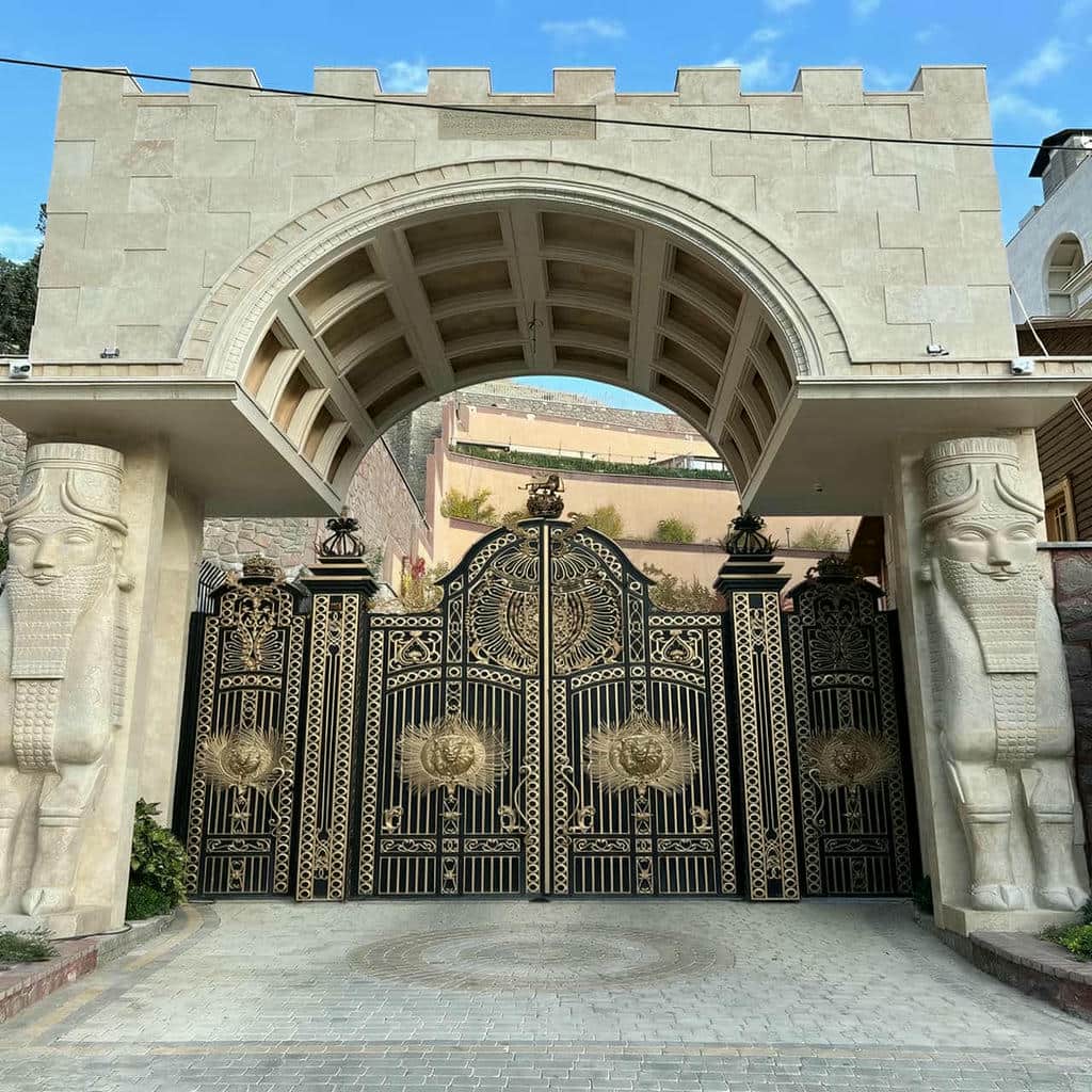 نصب درب حیاط ویلایی در چابهار