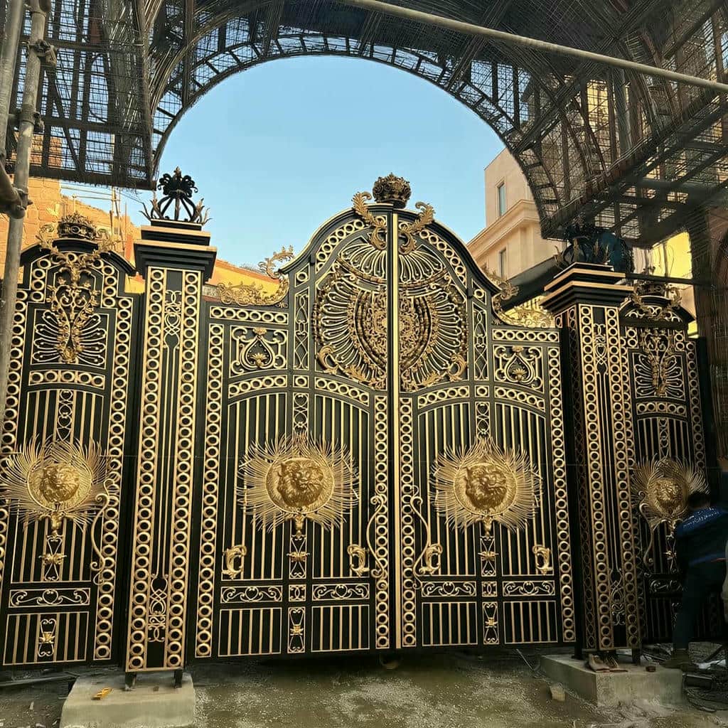 کارخانه درب حیاط آهنی مدرن در شیراز
