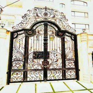 درب حیاط در قائمشهر