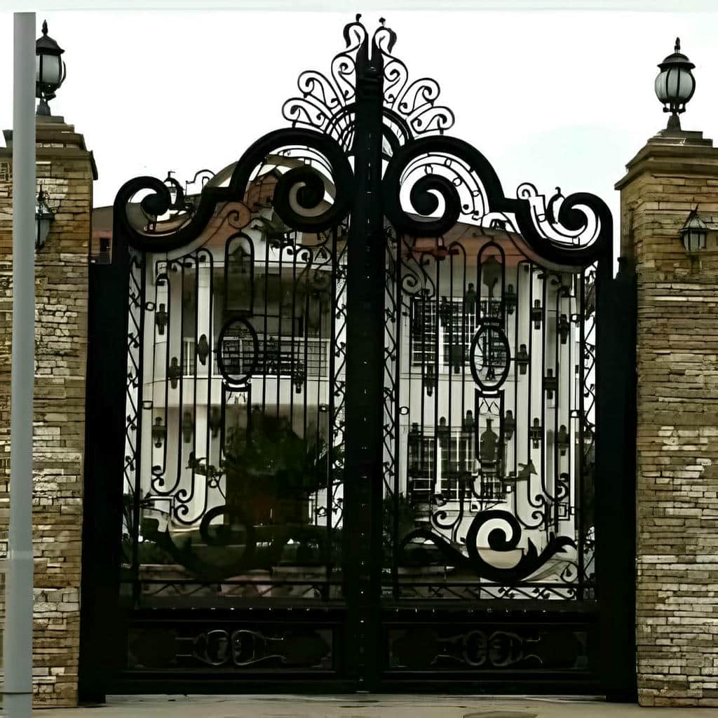 نصب درب حیاط ویلایی در اهواز