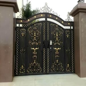 درب حیاط در شهریار