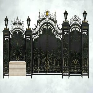 درب حیاط در همدان