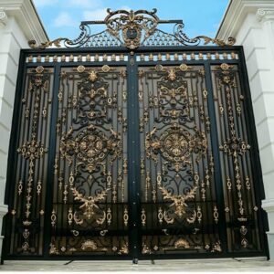 درب حیاط در محمودآباد