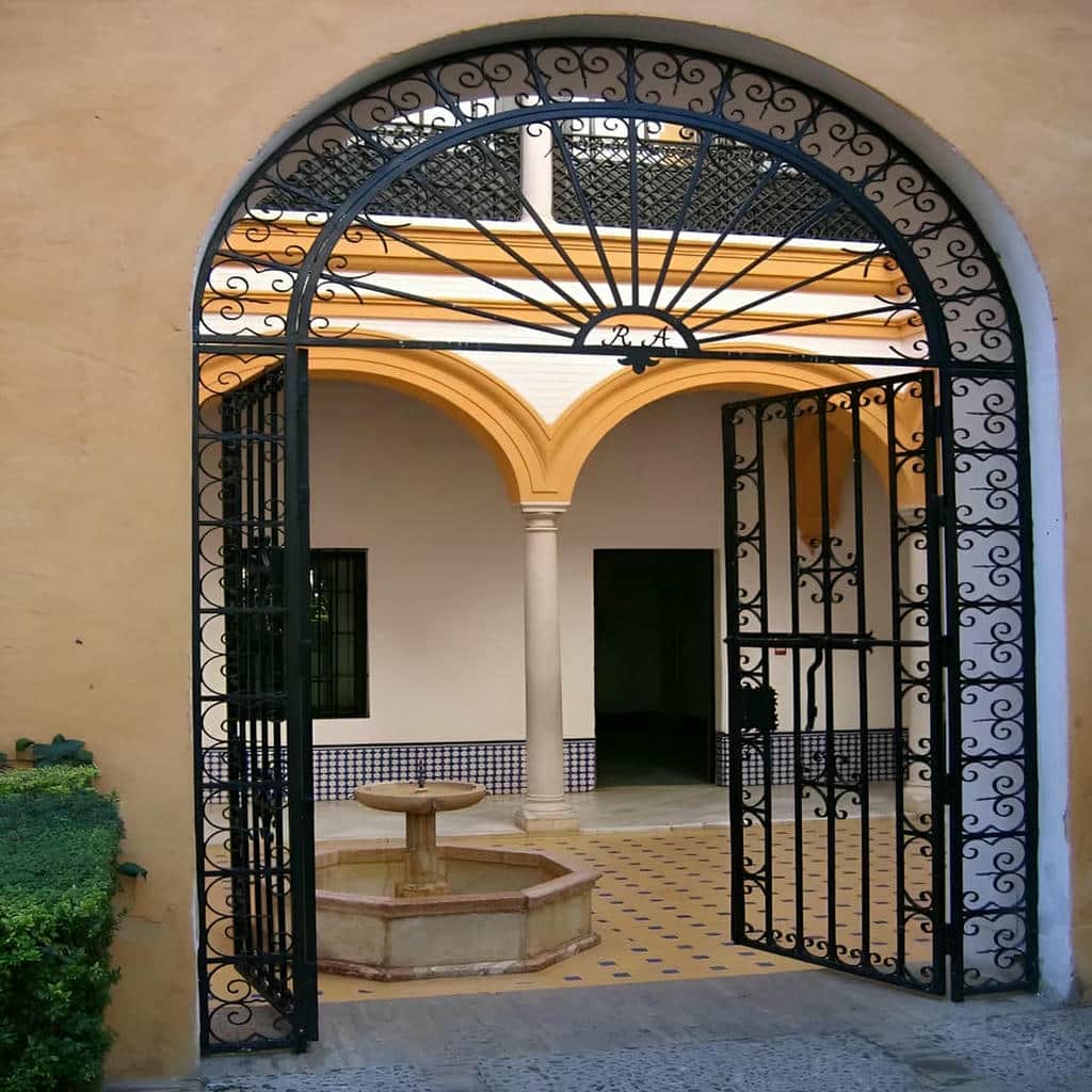 درب حیاط در فردیس کرج