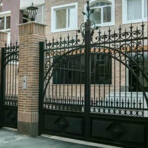 درب حیاط در بندر بوشهر