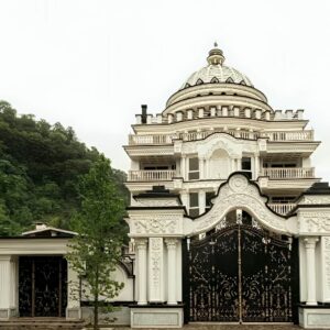 درب حیاط در کرمان