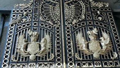 درب حیاط در فیروزکوه