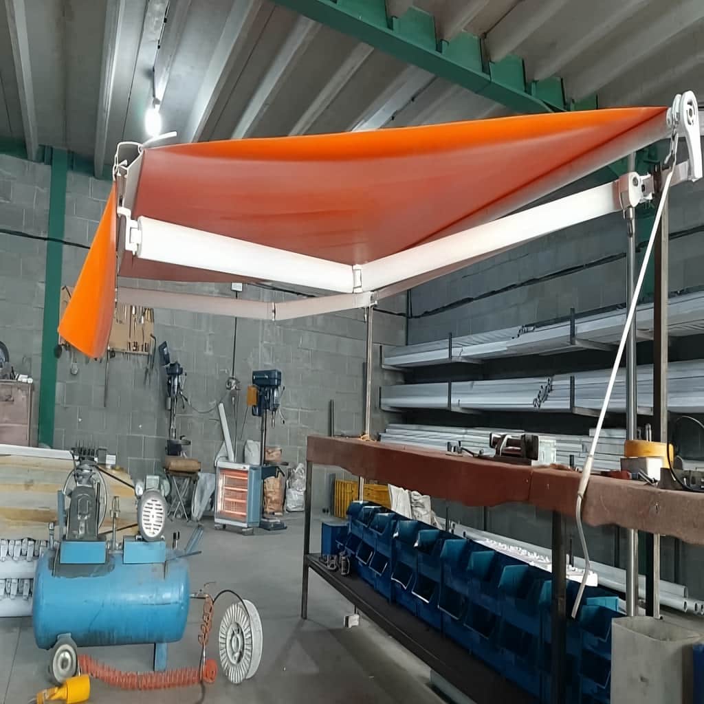 خرید سایبان برقی پارچه ضد UV در قشم