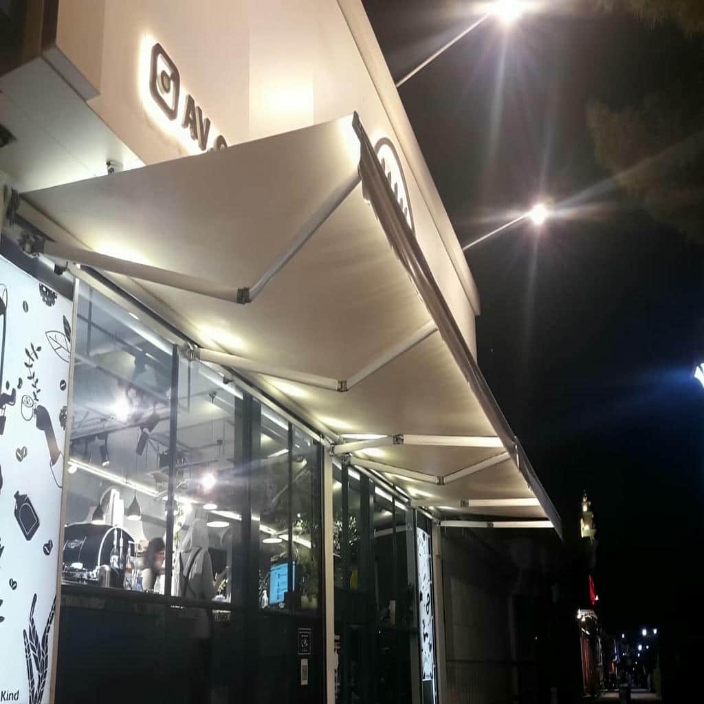نصب سایبان برقی استاندارد در ایرانشهر