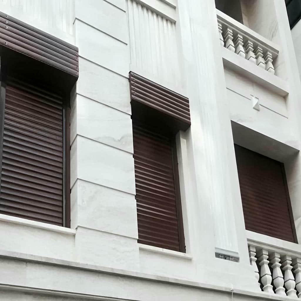 کرکره برقی در بندر بوشهر