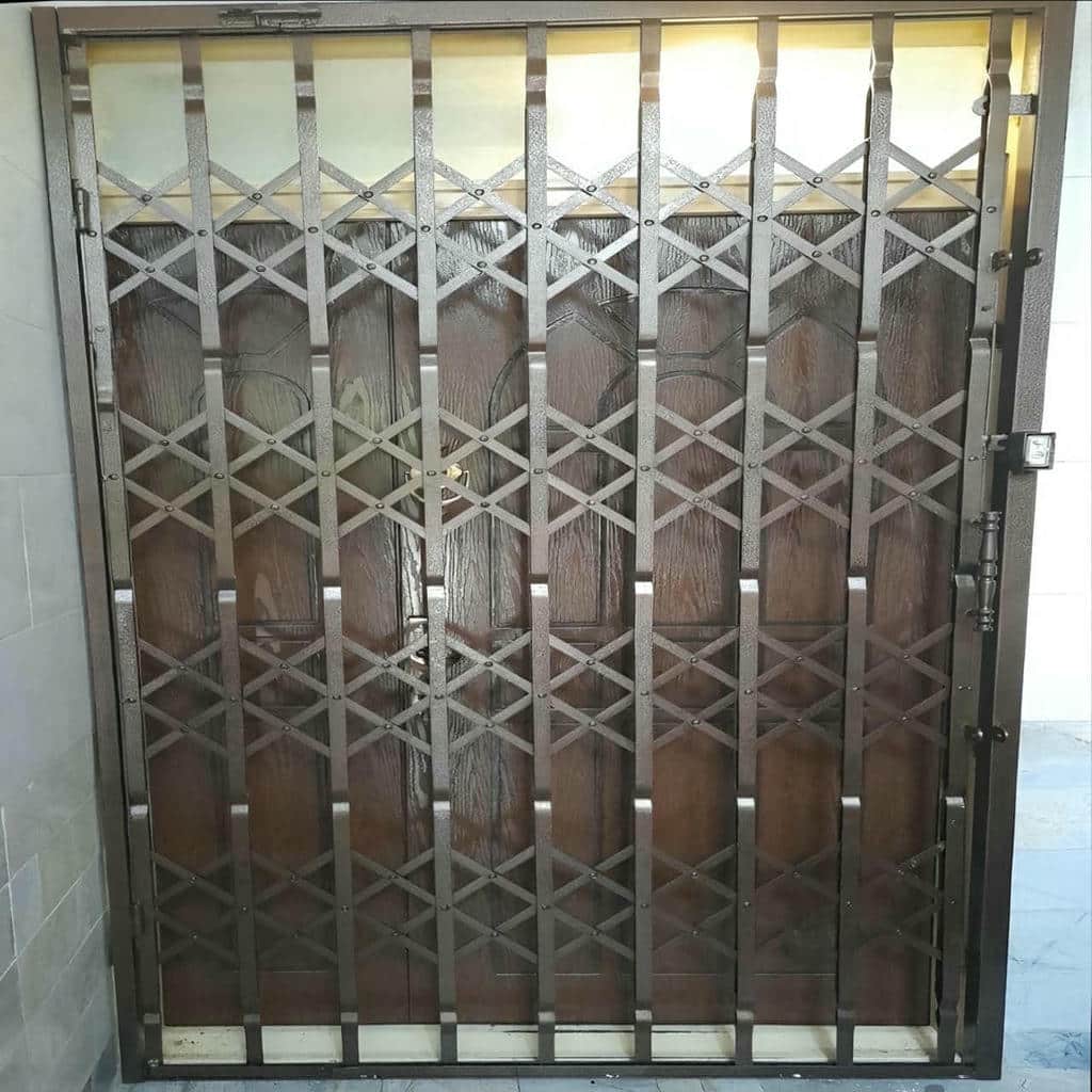 خرید درب آکاردئونی سه گل در ساوه