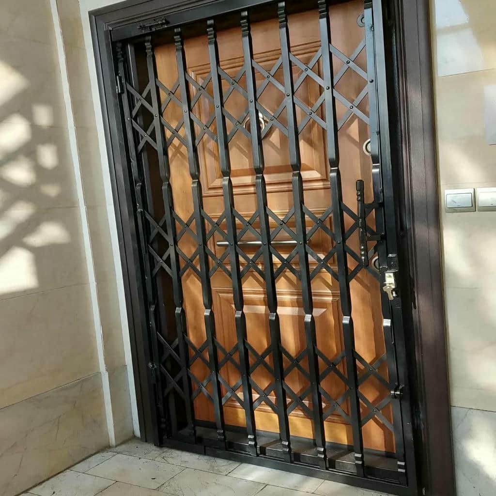 قیمت درب آکاردئونی کلاسیک در کرج