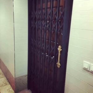 درب آکاردئونی در نسیم شهر