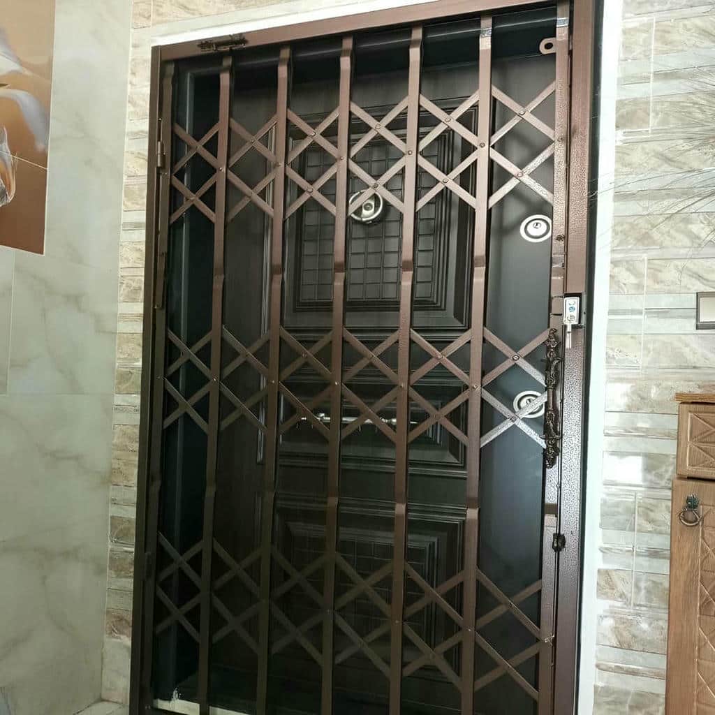 خرید درب آکاردئونی با قفل ضدبرش در کمال شهر
