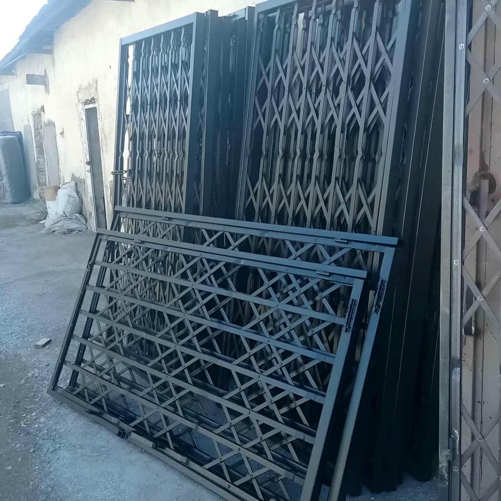 قیمت درب آکاردئونی با تسمه تقویتی در شیراز