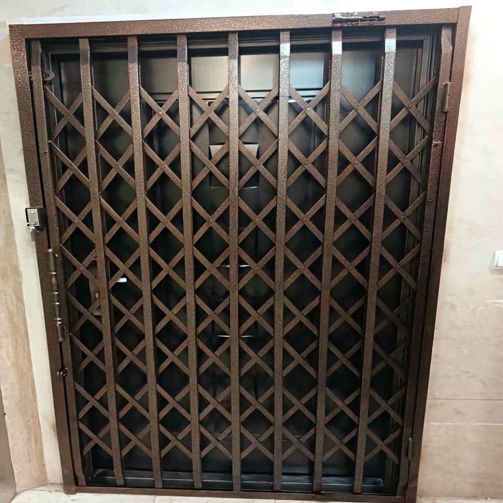 قیمت درب آکاردئونی با تسمه تقویتی در سمنان