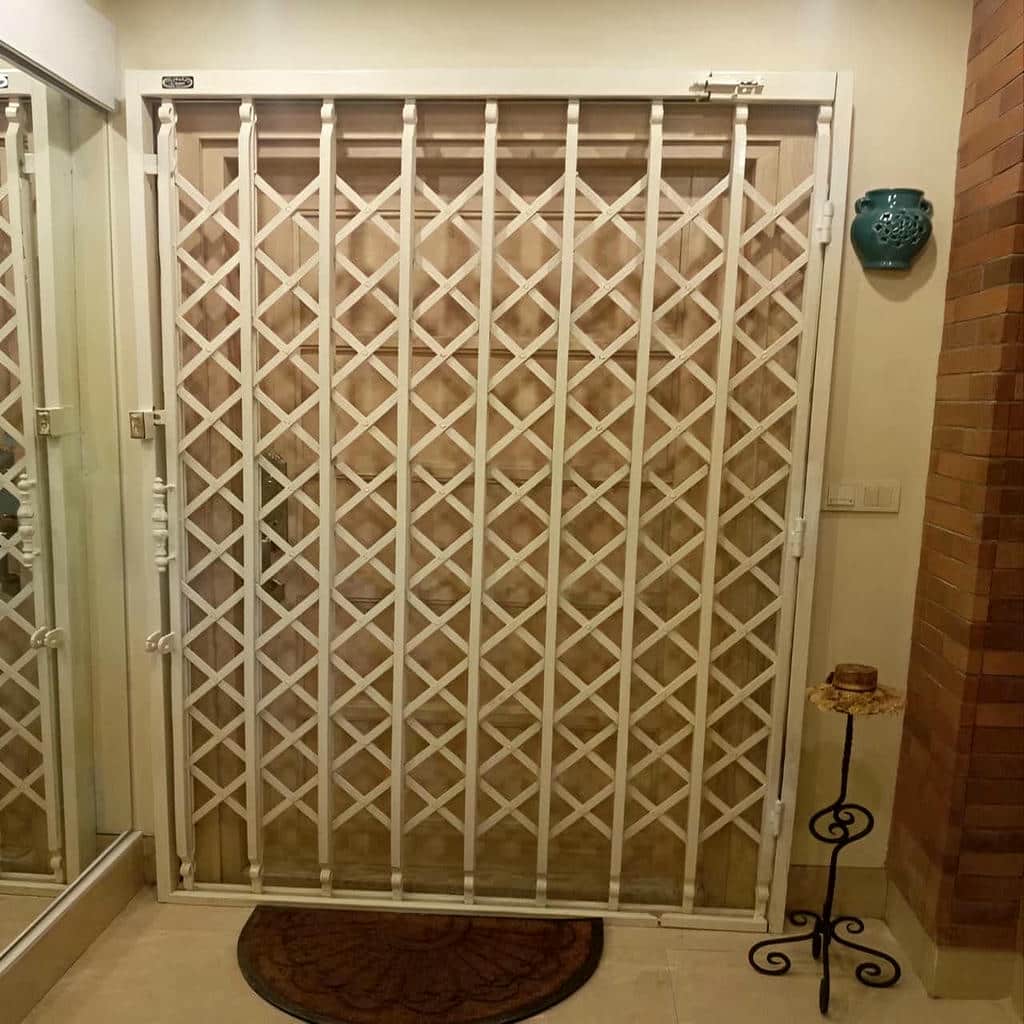 قیمت درب آکاردئونی آپارتمان در ساری