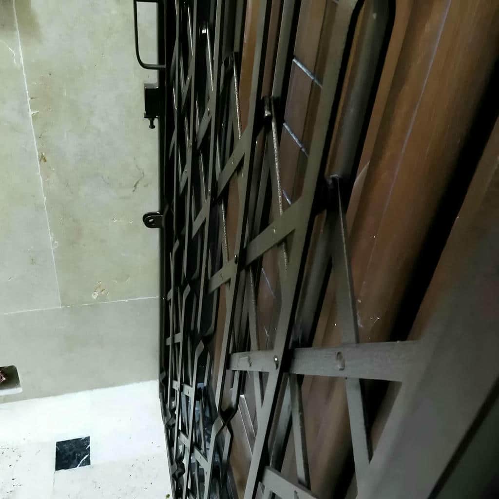 خرید درب آکاردئونی چهارگل در خرم آباد
