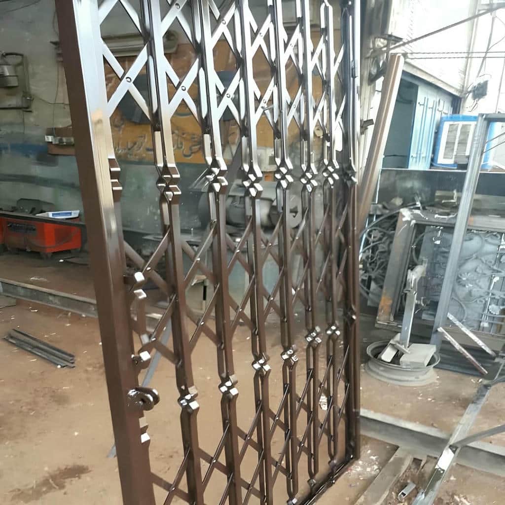 فروش درب آکاردئونی ضدسرقت در اصفهان