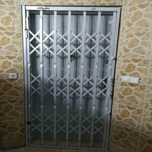 درب آکاردئونی در خرم آباد