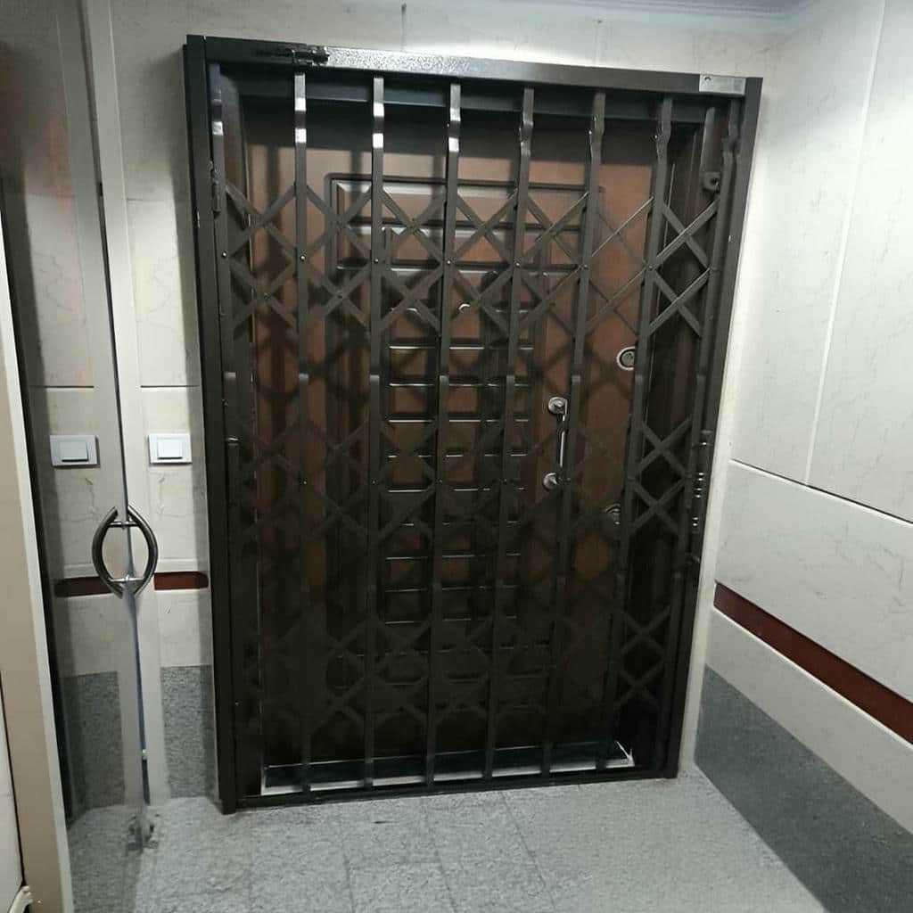 قیمت درب آکاردئونی با تسمه تقویتی در یاسوج