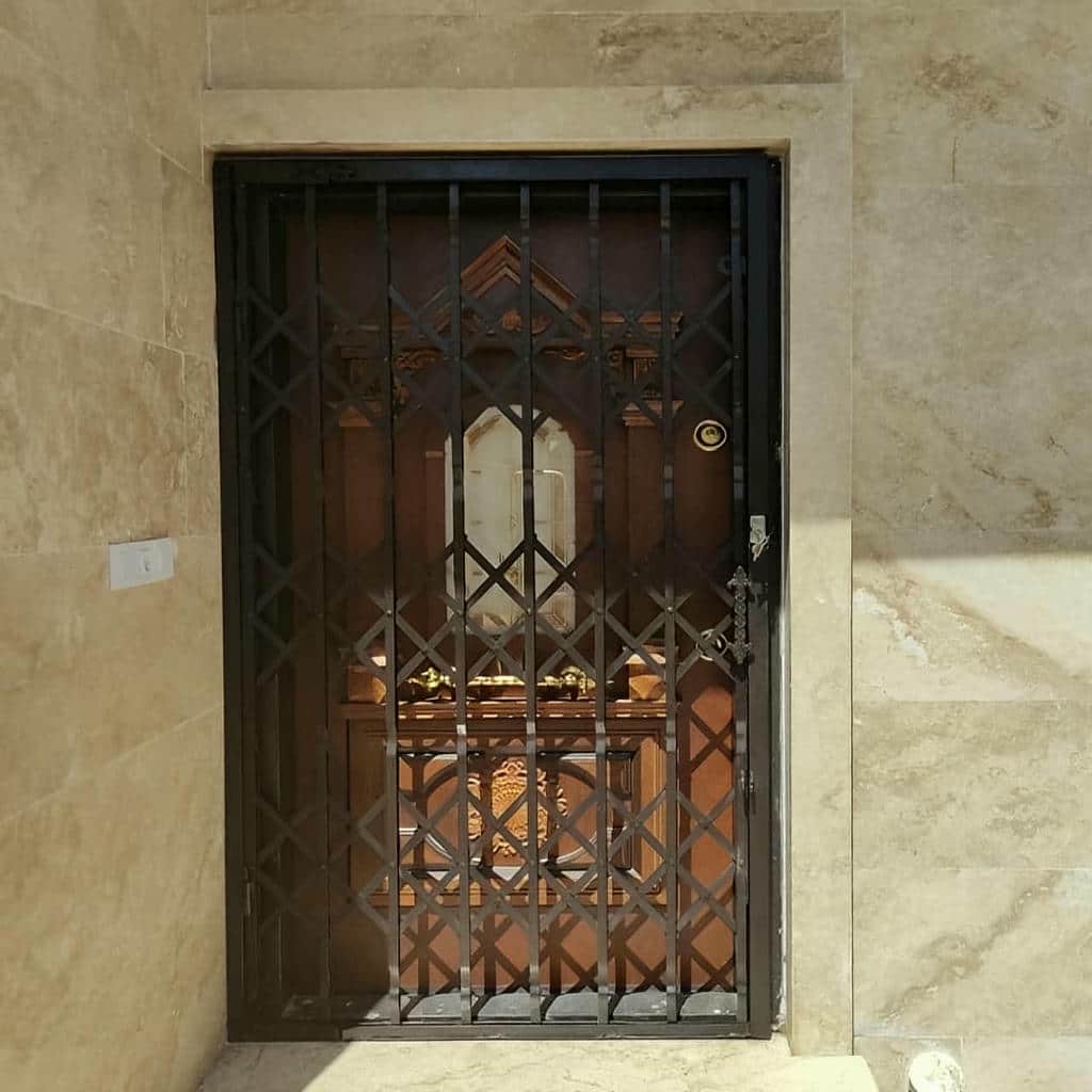 خرید درب آکاردئونی با قفل ضدبرش در یاسوج