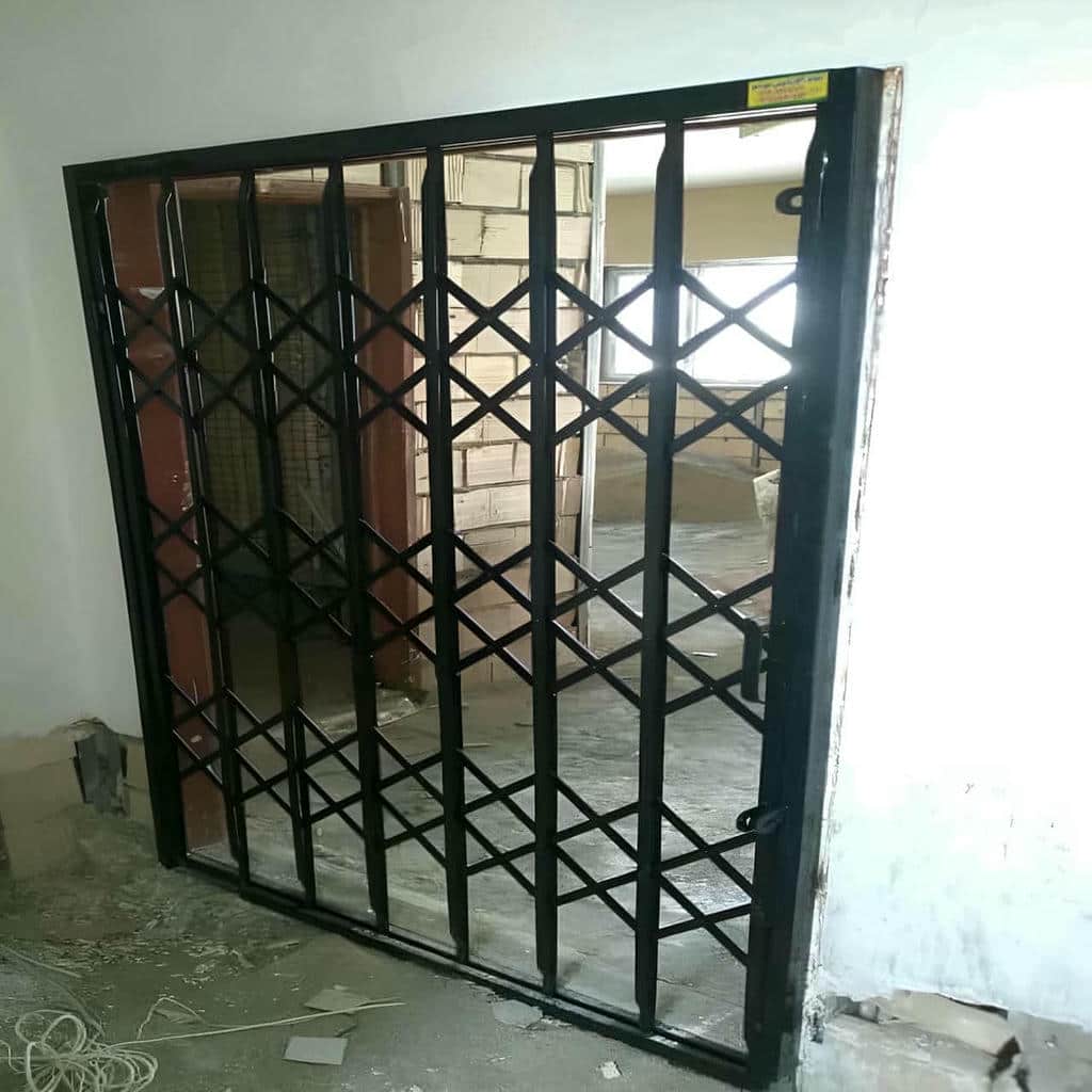 خرید درب آکاردئونی تمام گل در طالقان