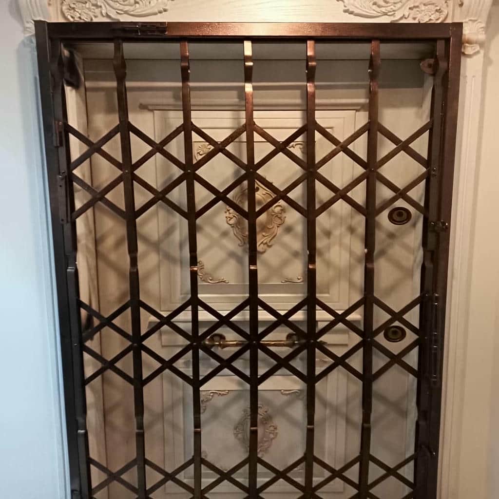 قیمت درب آکاردئونی با تسمه تقویتی در پردیس