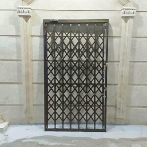 درب آکاردئونی در ایلام