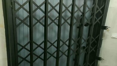 درب آکاردئونی در بیرجند