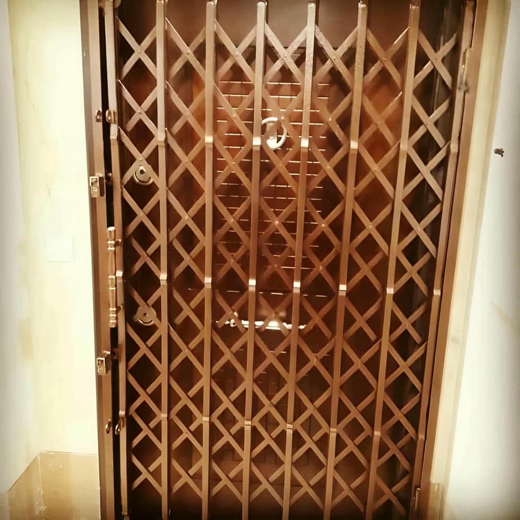 قیمت درب آکاردئونی آپارتمان در ارومیه