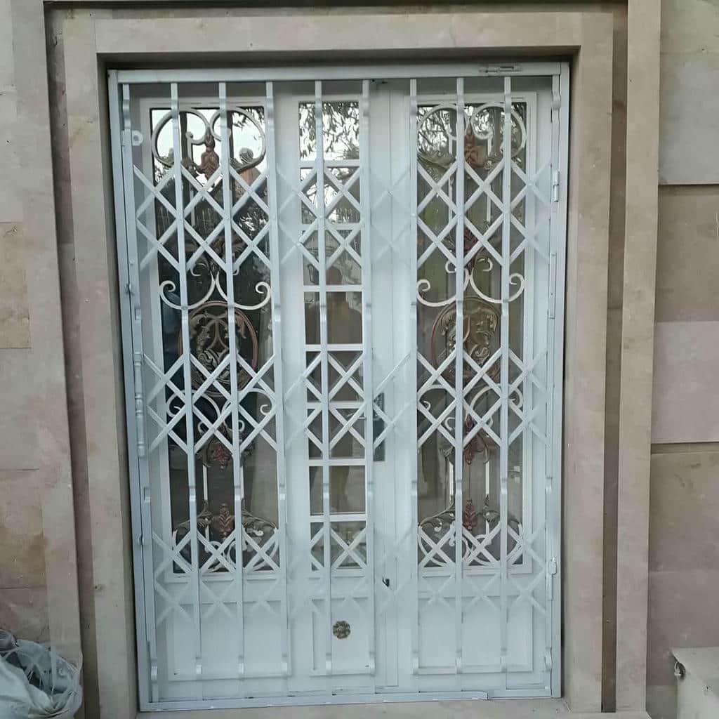 خرید درب آکاردئونی با قفل ضدبرش در سنندج