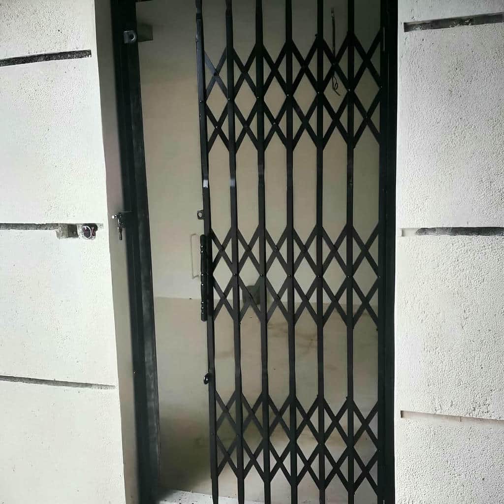 کارخانه درب آکاردئونی فلزی در رشت