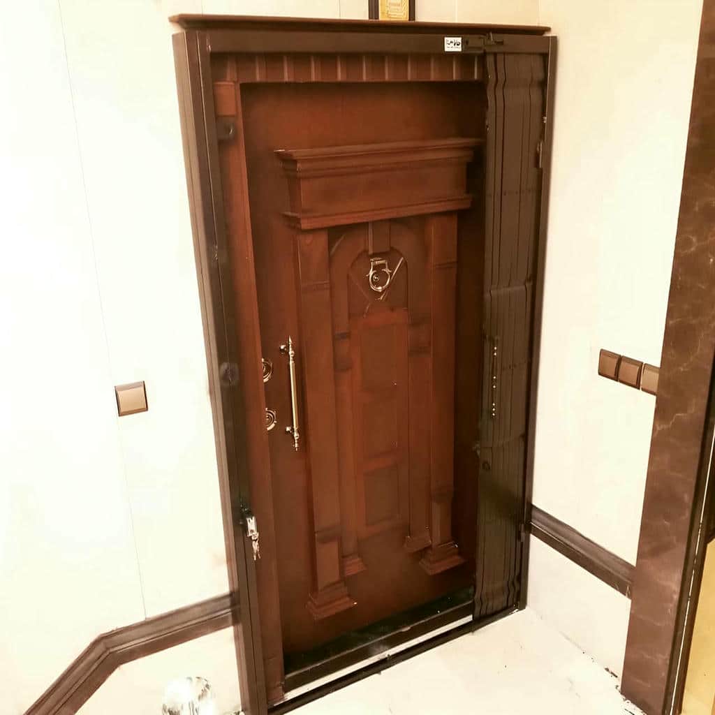 نصب درب آکاردئونی اصولی در کمال شهر