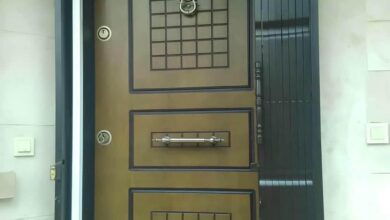 درب آکاردئونی در کاشان