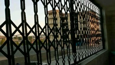 درب آکاردئونی در هشتگرد