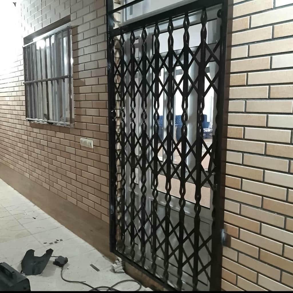 قیمت درب آکاردئونی آپارتمان در اردبیل
