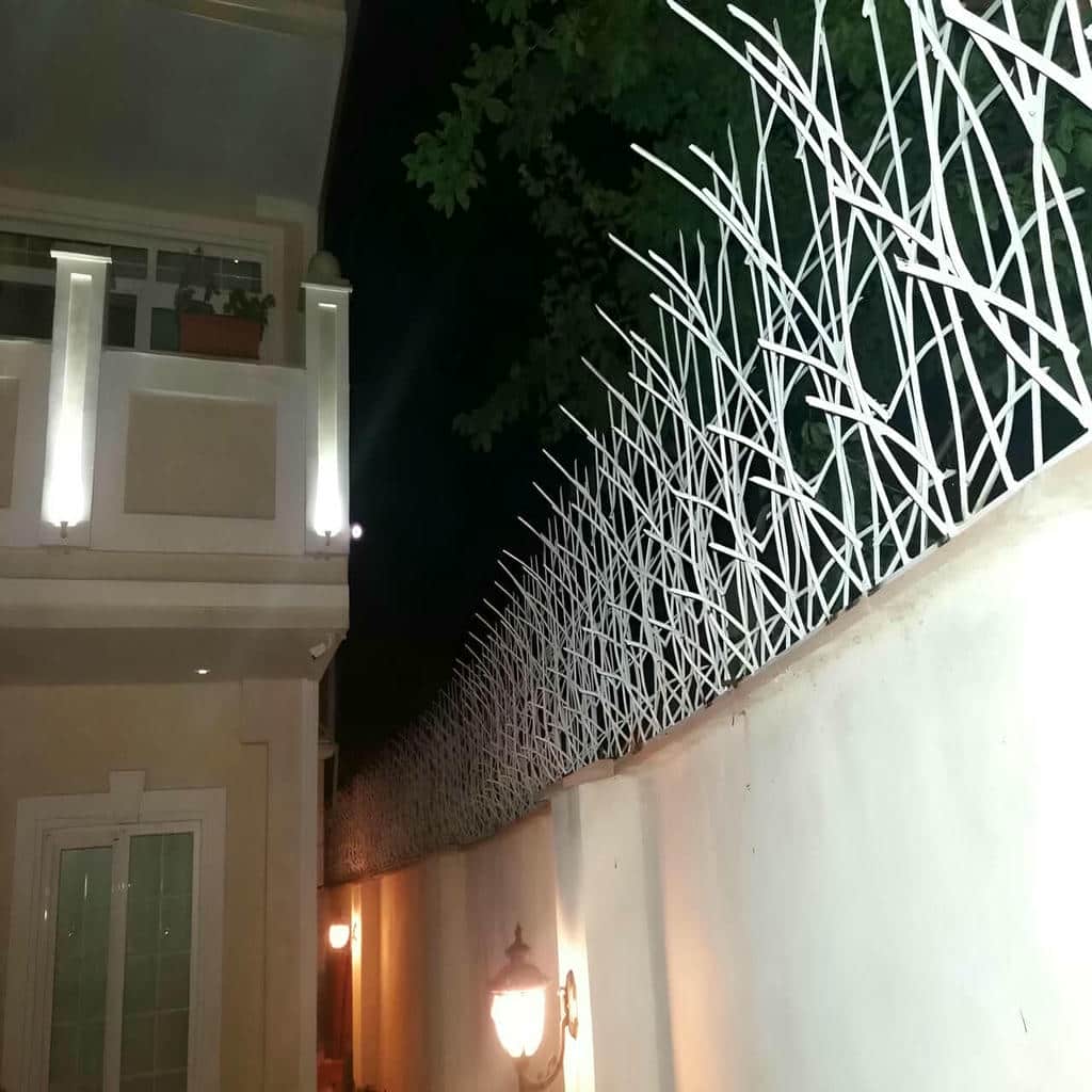 نصب حفاظ شاخ گوزنی ضدزنگ در بندر دیلم
