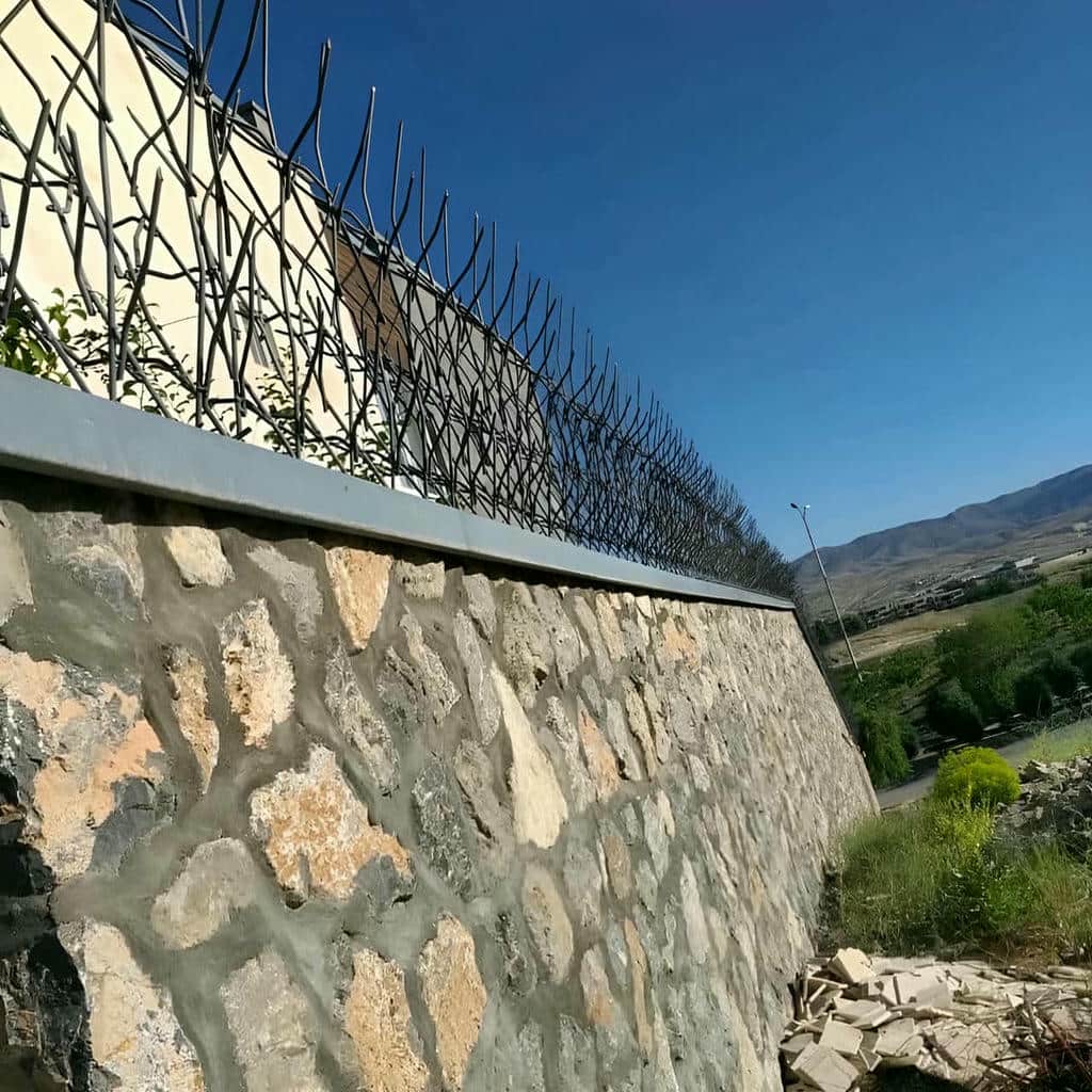 خرید حفاظ شاخ گوزنی متناسب دیوار در سنندج