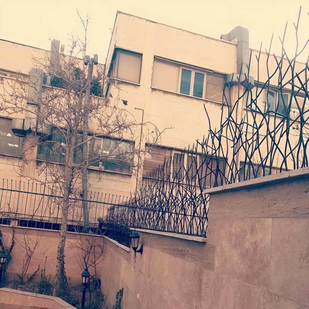 نصب حفاظ شاخ گوزنی رنگ کوره ای در کاشان