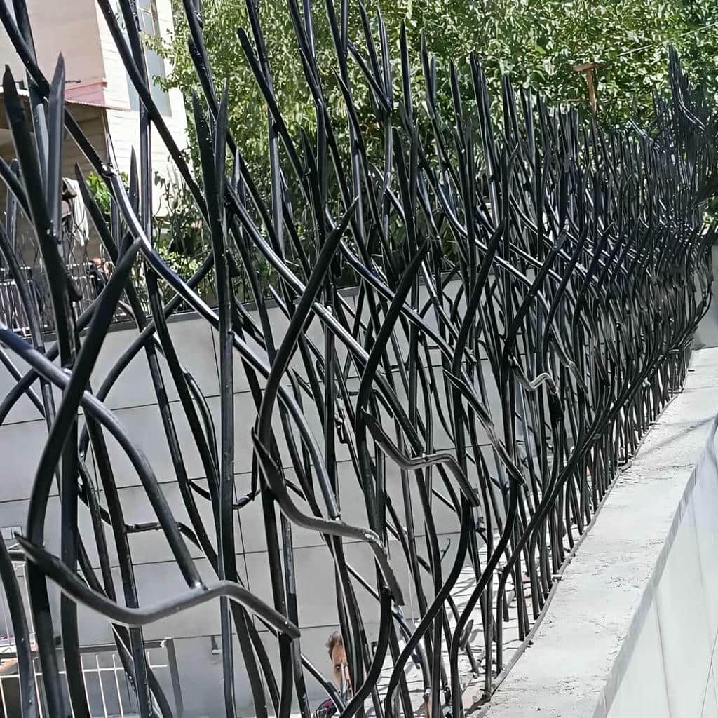 خرید حفاظ شاخ گوزنی متناسب دیوار در کرج