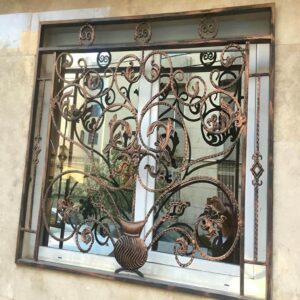 حفاظ پنجره در سبزوار