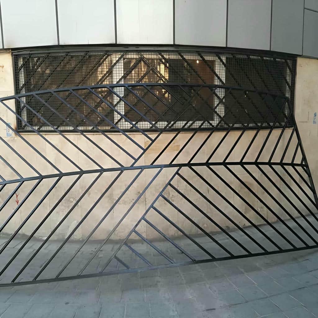حفاظ پنجره در آبسرد