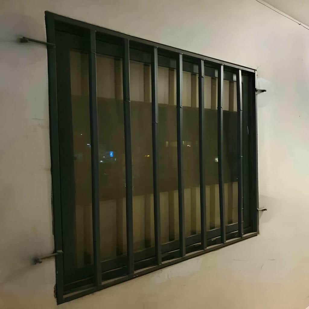 قیمت حفاظ پنجره کلاسیک در فشم