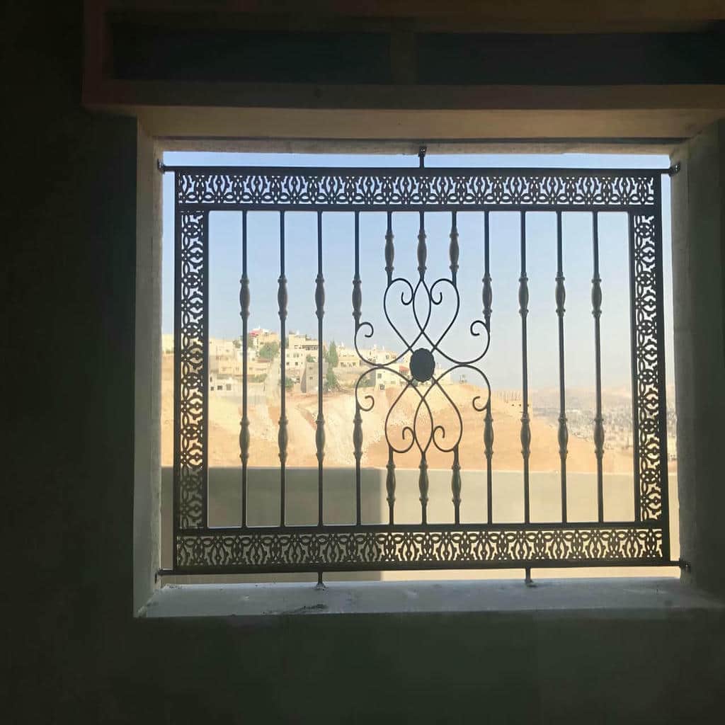 نصب حفاظ پنجره مدرن در ارومیه