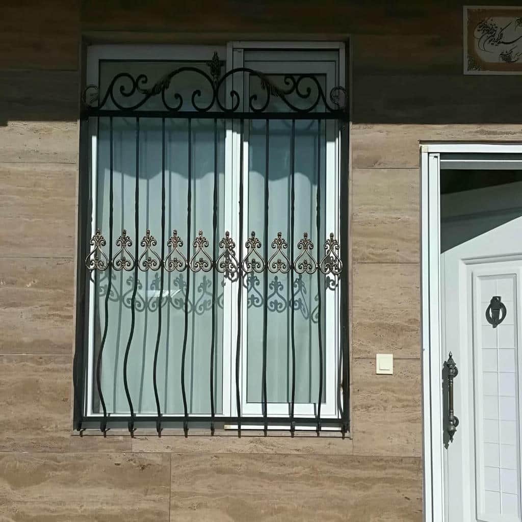 نصب حفاظ پنجره فرفورژه در سیرجان